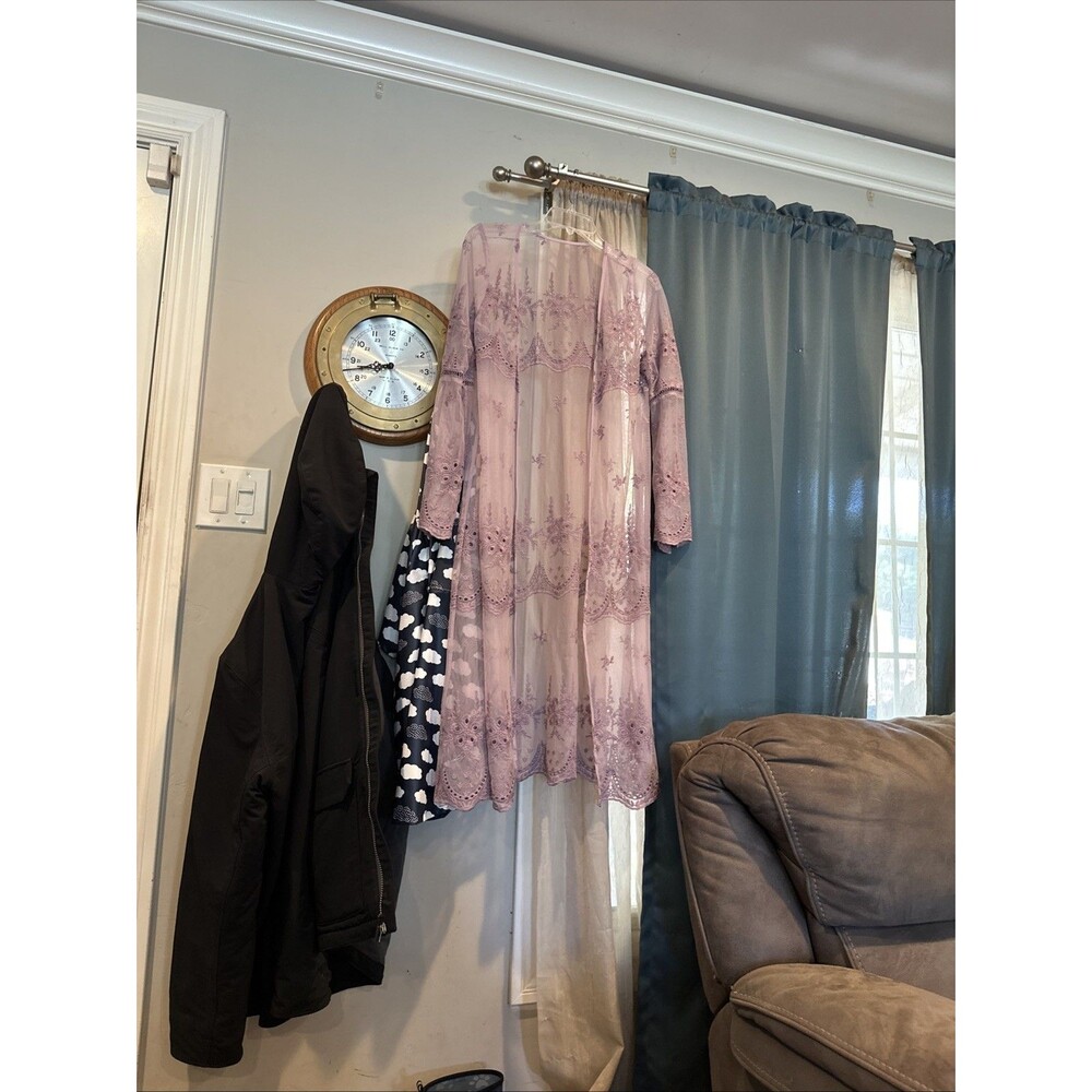 Miss Chevious Women’s Dusty Rose Lace Duster L